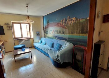 Soggiorno - Casa indipendente Endine Gaiano - foto 7