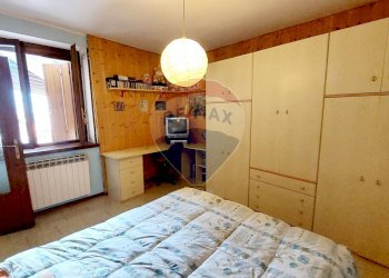 Camera / camera da letto - Casa indipendente Endine Gaiano - foto 18