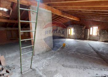 Parcheggio - Casa indipendente Endine Gaiano - foto 37