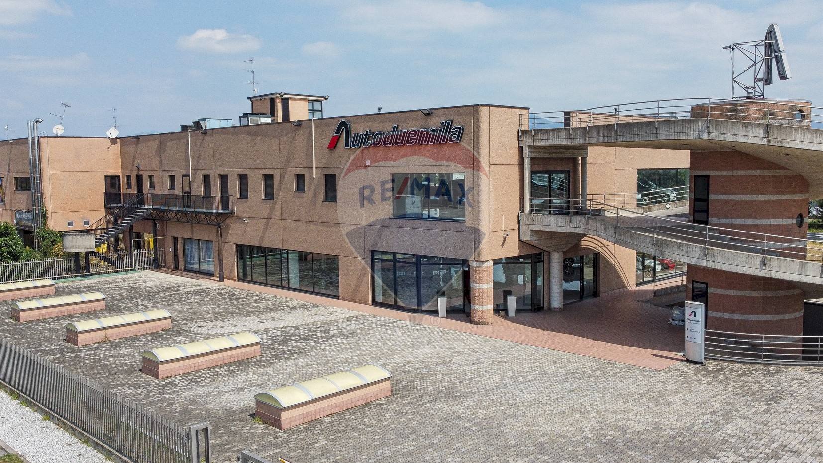 Edificio all\'aperto - Locale Commerciale Cavernago - foto 1