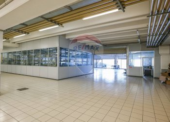 Stanza vuota - Commercial Premises Cavernago - photo 26