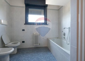 Bagno - Commercial Premises Cavernago - photo 22