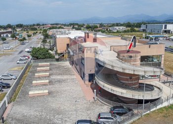 Edificio all\'aperto - Disco - Disco Pub - Night Club Cavernago - photo 2