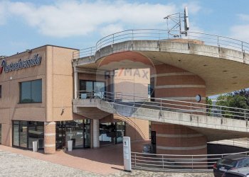 Edificio all\'aperto - Disco - Disco Pub - Night Club Cavernago - photo 8