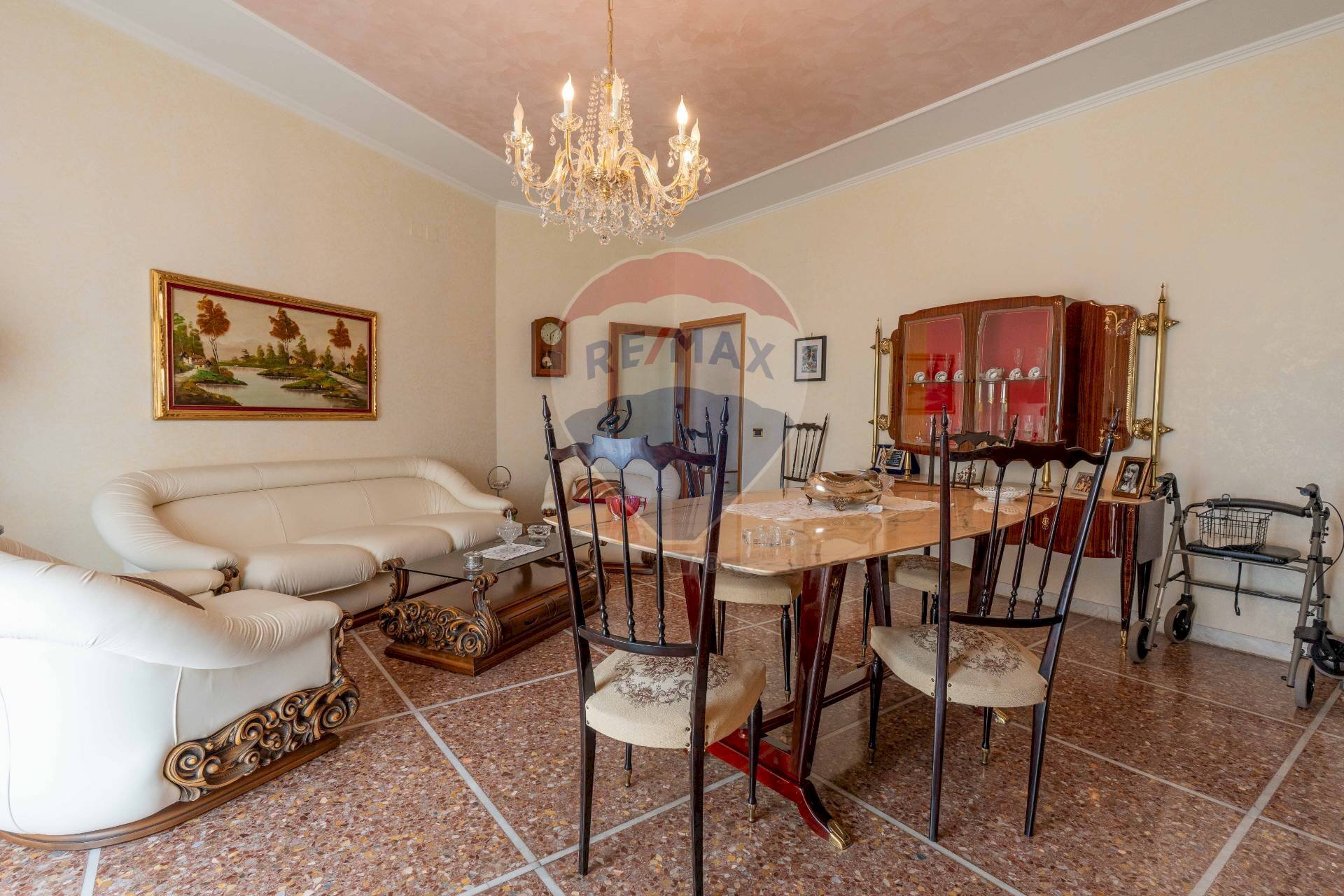 Sala da pranzo - Appartamento Vicolo Aquila
 
3, Foggia - foto 3