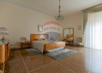 Camera / camera da letto - Appartamento Vicolo Aquila
 
3, Foggia - foto 9