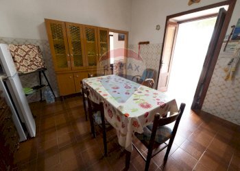 Sala da pranzo - Independent house Via Vico Nuovo
 
27, Carinola - photo 27