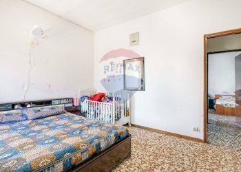 Camera / camera da letto - Trilocale san pio x
 
76, Cassano Magnago - foto 14