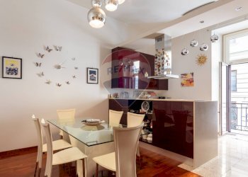 Sala da pranzo - Quadrilocale Via Pasquale Stanislao Mancini
 
13, Napoli - foto 3