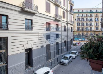 Edificio all\'aperto - Quadrilocale Via Pasquale Stanislao Mancini
 
13, Napoli - foto 26