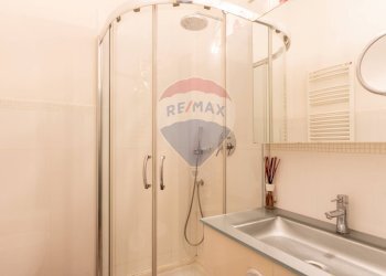 Bagno - Quadrilocale Via Pasquale Stanislao Mancini
 
13, Napoli - foto 30