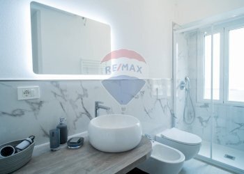 Two-room apartment Sanremo, IM, Sanremo - photo 14