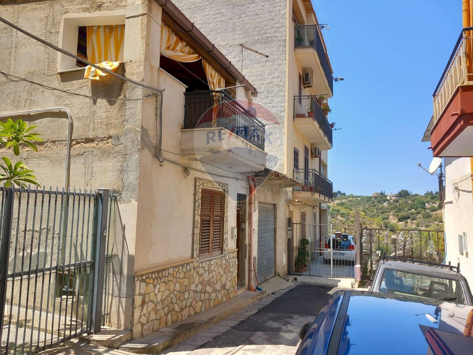 Edificio all\'aperto - Casa indipendente Via Serradifalco
 
66, Casteldaccia - foto 1