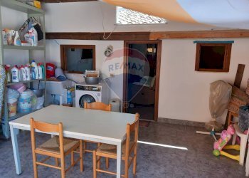 Sala da pranzo - Casa indipendente Via Serradifalco
 
66, Casteldaccia - foto 14