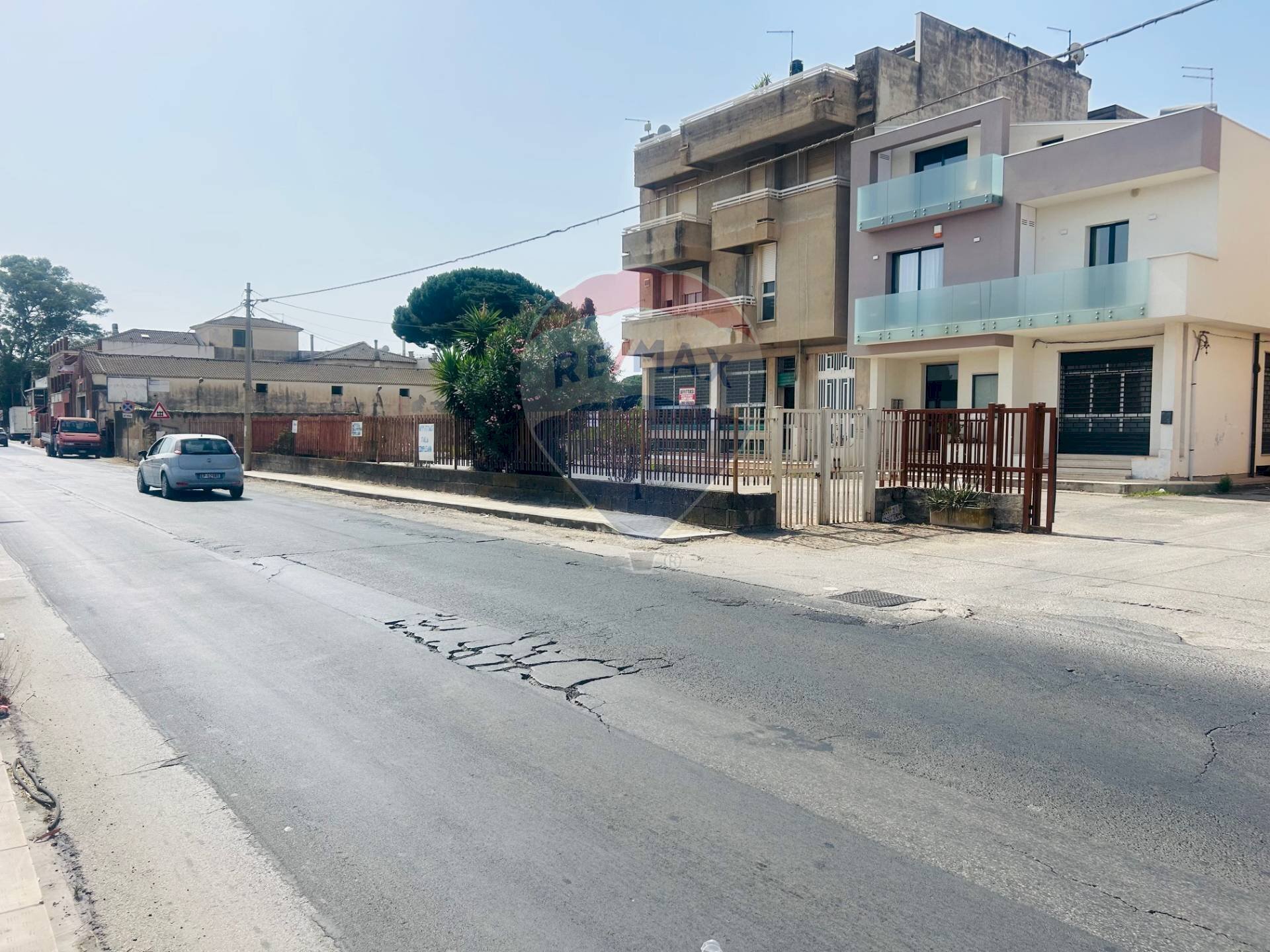 Edificio all\'aperto - Locale Commerciale via generale cascino
 
96, Vittoria - foto 3