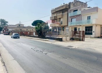 Edificio all\'aperto - Locale Commerciale via generale cascino
96, Vittoria - foto 3