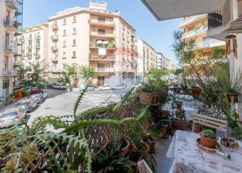 Edificio all\'aperto - Appartamento Piazza Giovanni Boccaccio
 
1, Palermo - foto 2