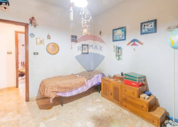 Camera / camera da letto - Appartamento Piazza Giovanni Boccaccio
 
1, Palermo - foto 16