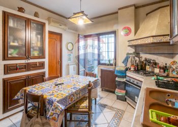 Cucina - Appartamento Piazza Giovanni Boccaccio
 
1, Palermo - foto 19