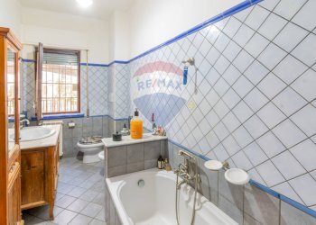 Bagno - Appartamento Piazza Giovanni Boccaccio
 
1, Palermo - foto 26