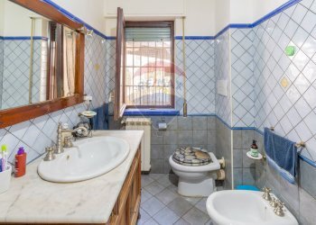 Bagno - Appartamento Piazza Giovanni Boccaccio
 
1, Palermo - foto 27