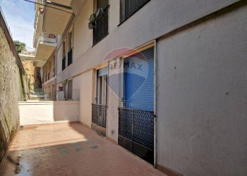 Terrazza - Trilocale Via Papa Giovanni XXIII
 
53, Chieti - foto 2