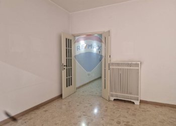 Stanza vuota - Trilocale Via Papa Giovanni XXIII
 
53, Chieti - foto 5