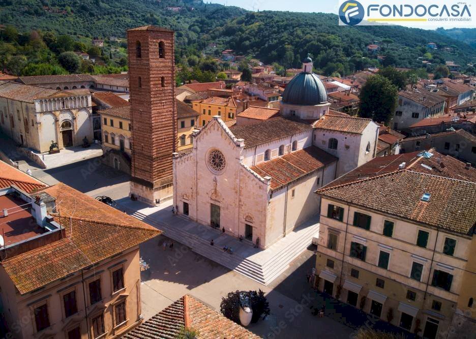 Vista città - Casa semi indipendente Moncenisio
25, Pietrasanta - foto 3
