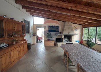 Sala da pranzo - Casa indipendente Località Barrocchia
 
snc, Campi Salentina - foto 18