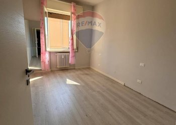 Stanza vuota - Appartamento via Strada Romana
 
42, Borgo Virgilio - foto 11
