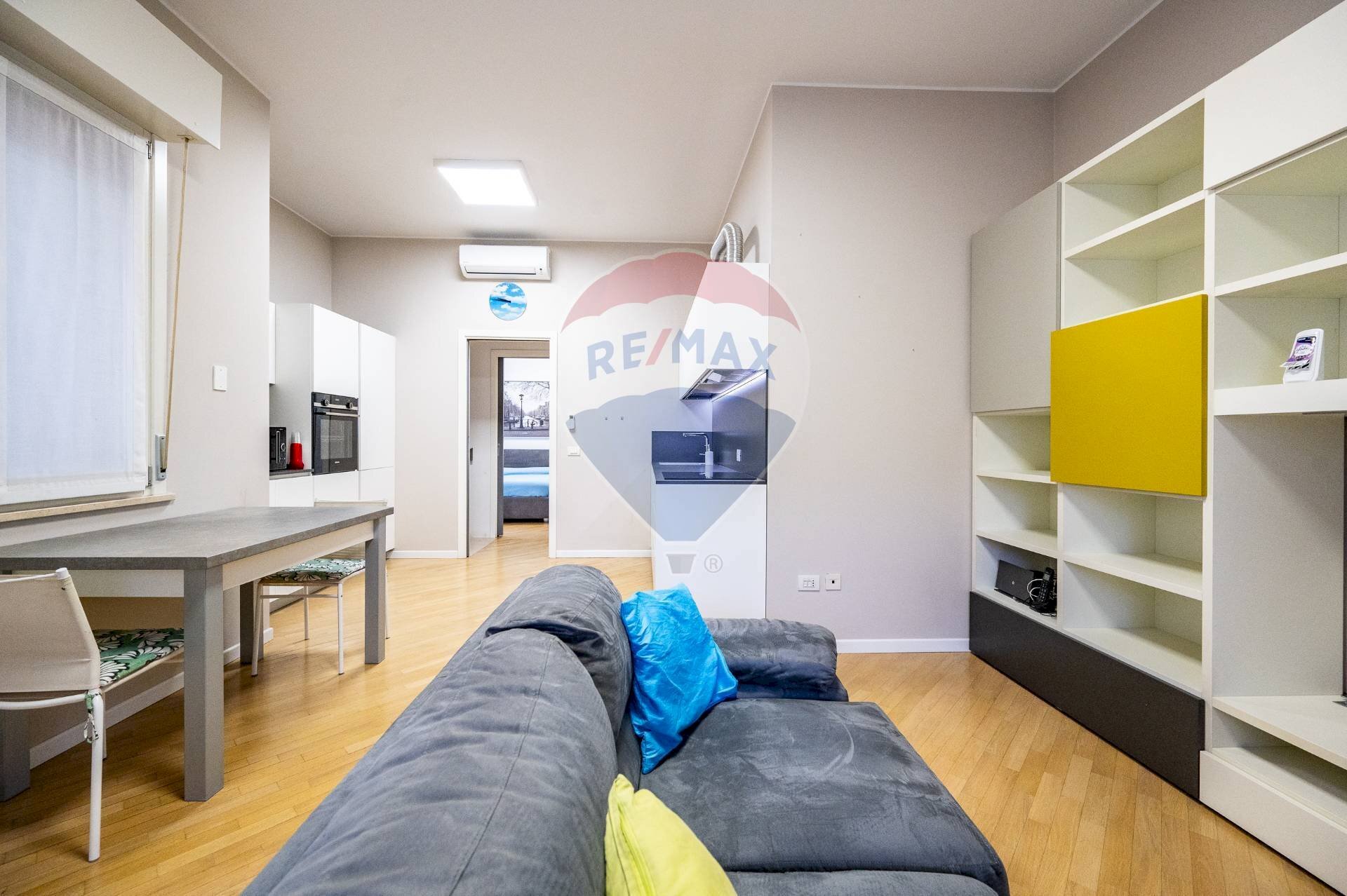 Sala da pranzo - Two-room apartment Via Pascoli
 
14, Mantova - photo 3