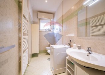 Bagno - Bilocale Via Pascoli
 
14, Mantova - foto 16