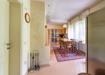 Foto 22 - Villa P. Farinati
 
4, Garda - foto 22