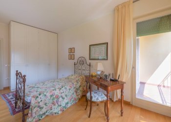 Foto 36 - Villa P. Farinati
 
4, Garda - foto 36