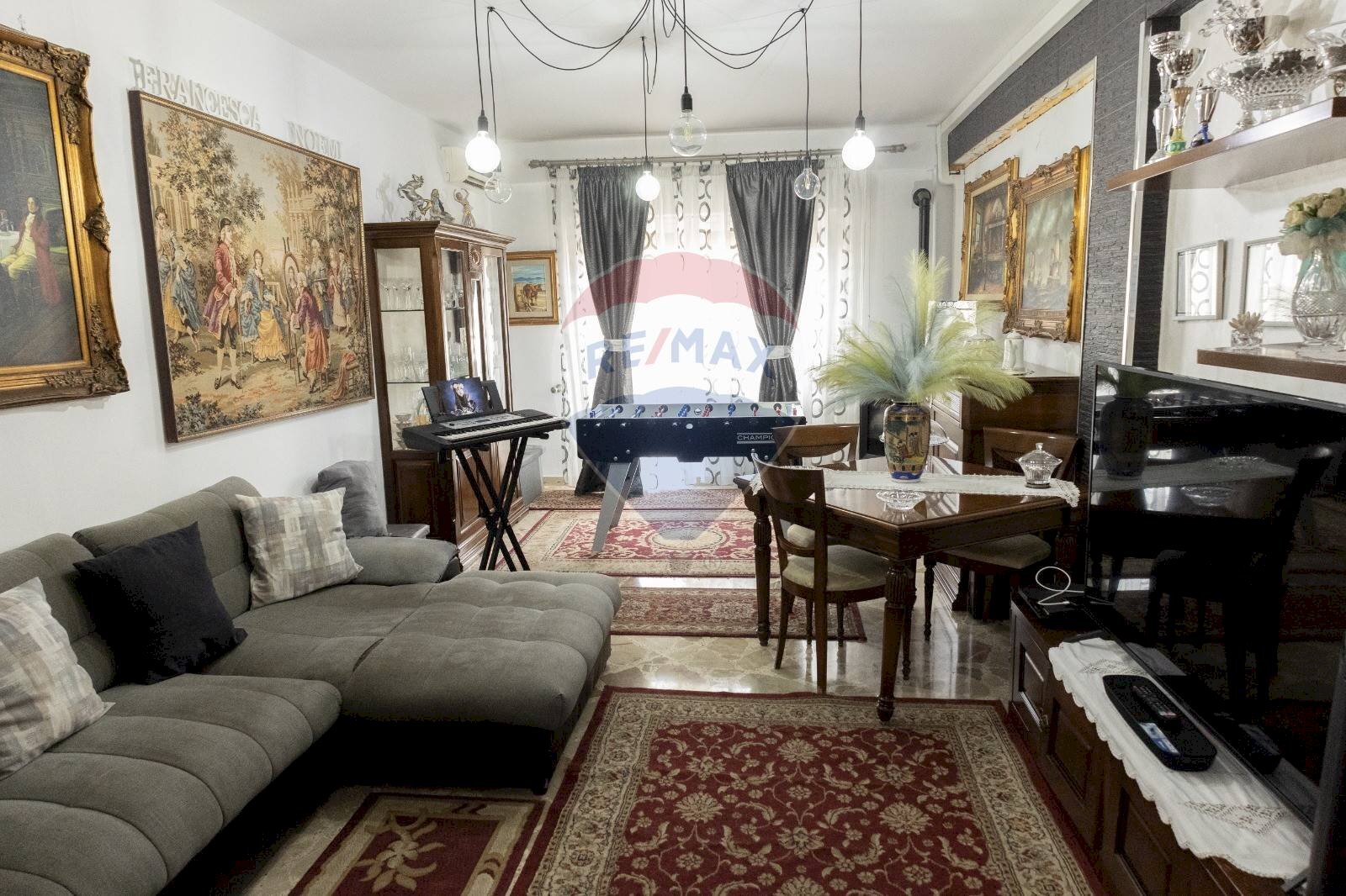 Sala da pranzo - Quadrilocale VIA SAN MARCO
 
47, Santa Flavia - foto 1