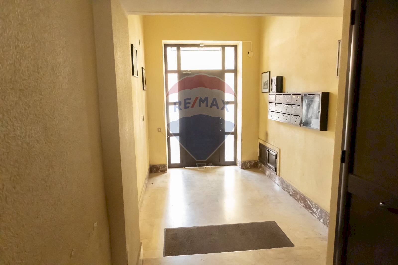 Ricezione / Lobby - Quadrilocale VIA SAN MARCO
 
47, Santa Flavia - foto 2