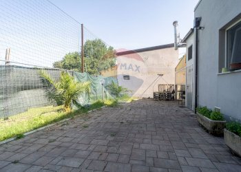 Terrazza - Commercial Premises Aldice Cervi
 
26/27, Gattatico - photo 20