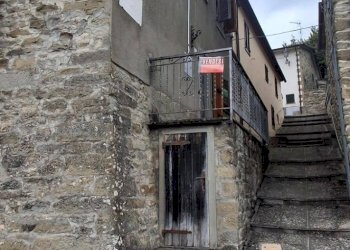 Foto 2 - Quadrilocale VIA DELLA CIVITELLA MOGGIONA
 
1, Poppi - foto 2