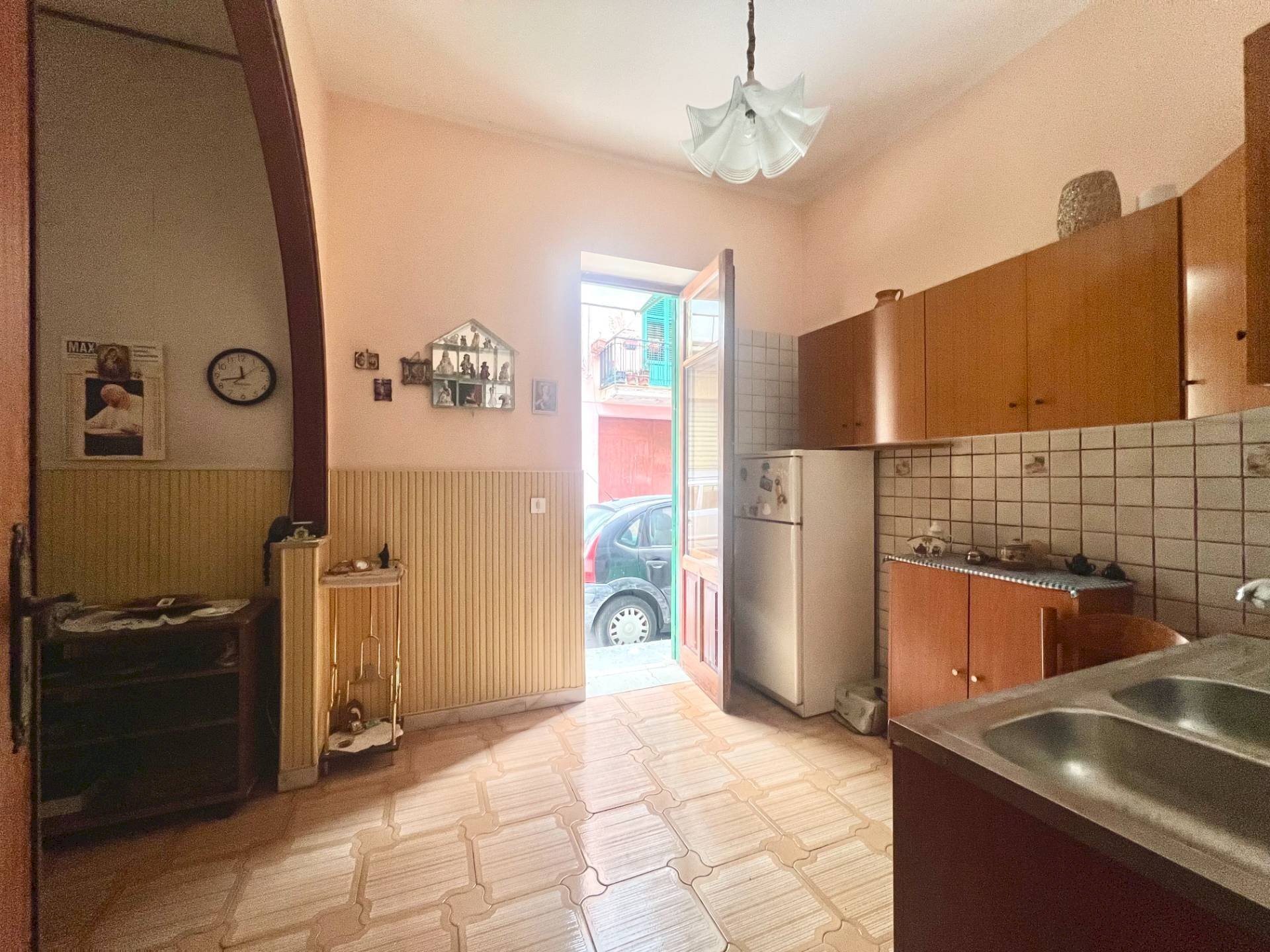 Foto 2 - Quadrilocale Via Cristoforo Castelli
 
3, Palermo - foto 2