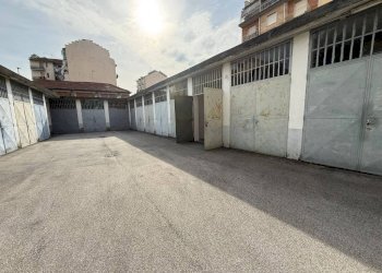 Cortile interno - Box via Salassa, 20, Torino - foto 7