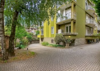 Cortile interno - Quadrilocale via Tremogge, Sondrio - foto 2