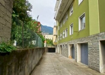 Cortile interno - Quadrilocale via Tremogge, Sondrio - foto 4