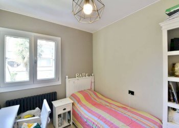 Camera da letto - Quadrilocale via Fiume, 26, Ponte Lambro - foto 15