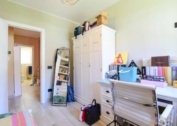 Camera da letto - Quadrilocale via Fiume, 26, Ponte Lambro - foto 17