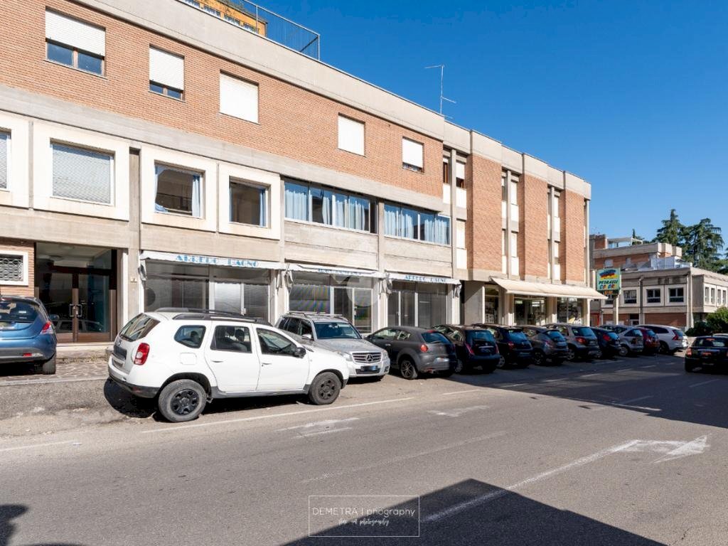 Four-room apartment Via cesare battisti, Vignola - photo 2