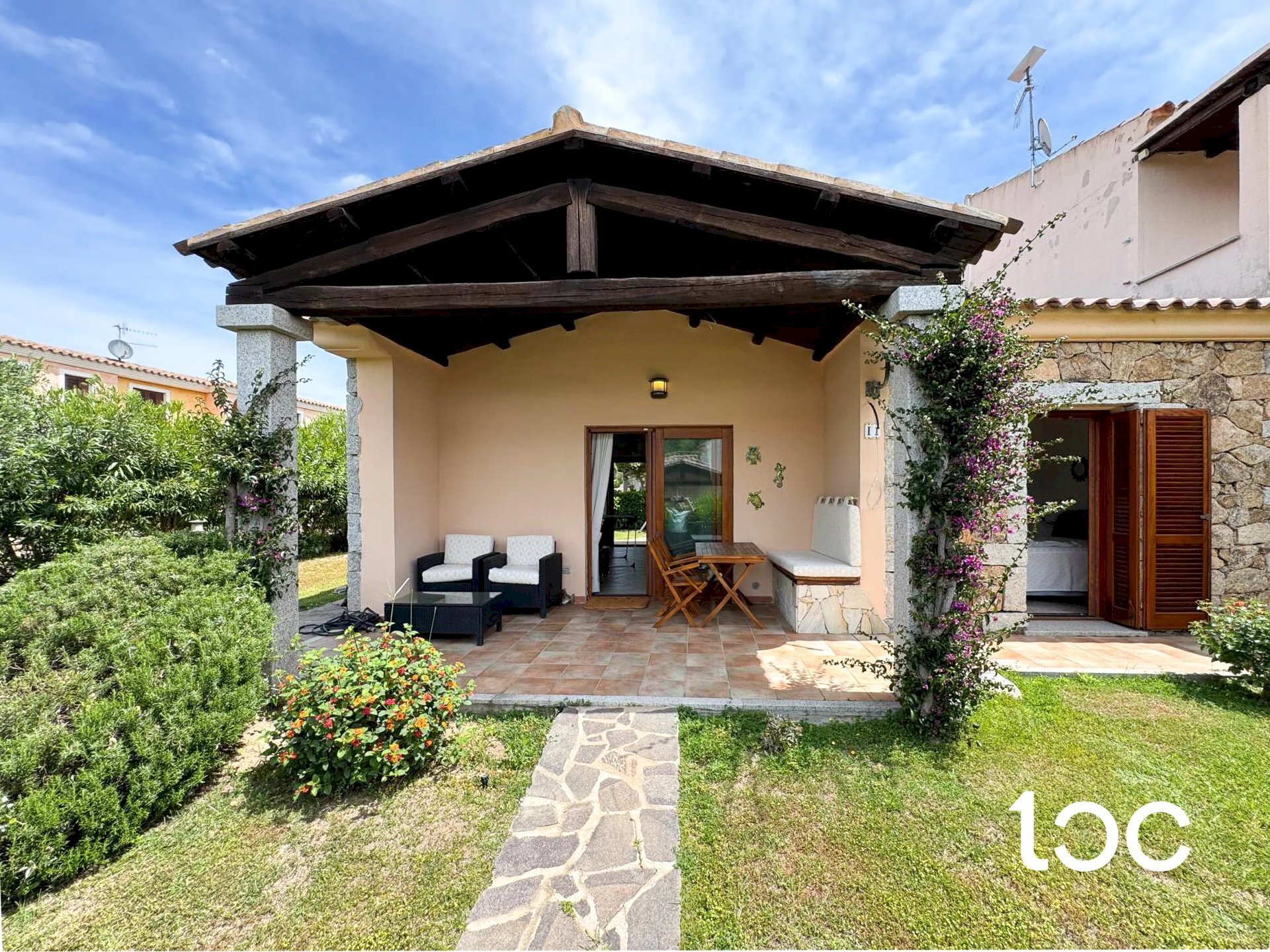 Villa a Schiera Loiri Porto San Paolo - foto 1