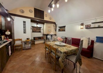 One-room apartment Vico Lombardi, Taggia - photo 1