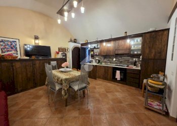 One-room apartment Vico Lombardi, Taggia - photo 4