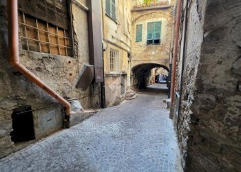 One-room apartment Vico Lombardi, Taggia - photo 8