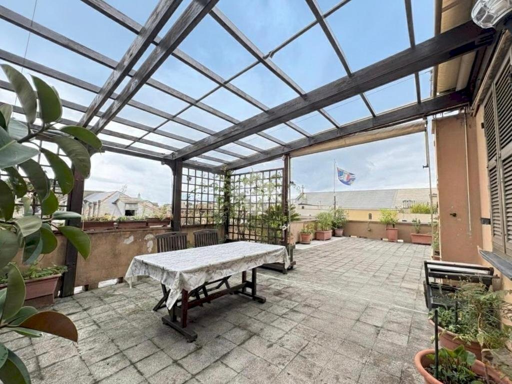 Attic Via G.B d'Albertis, Genova (neighborhood San Fruttuoso) - photo 2